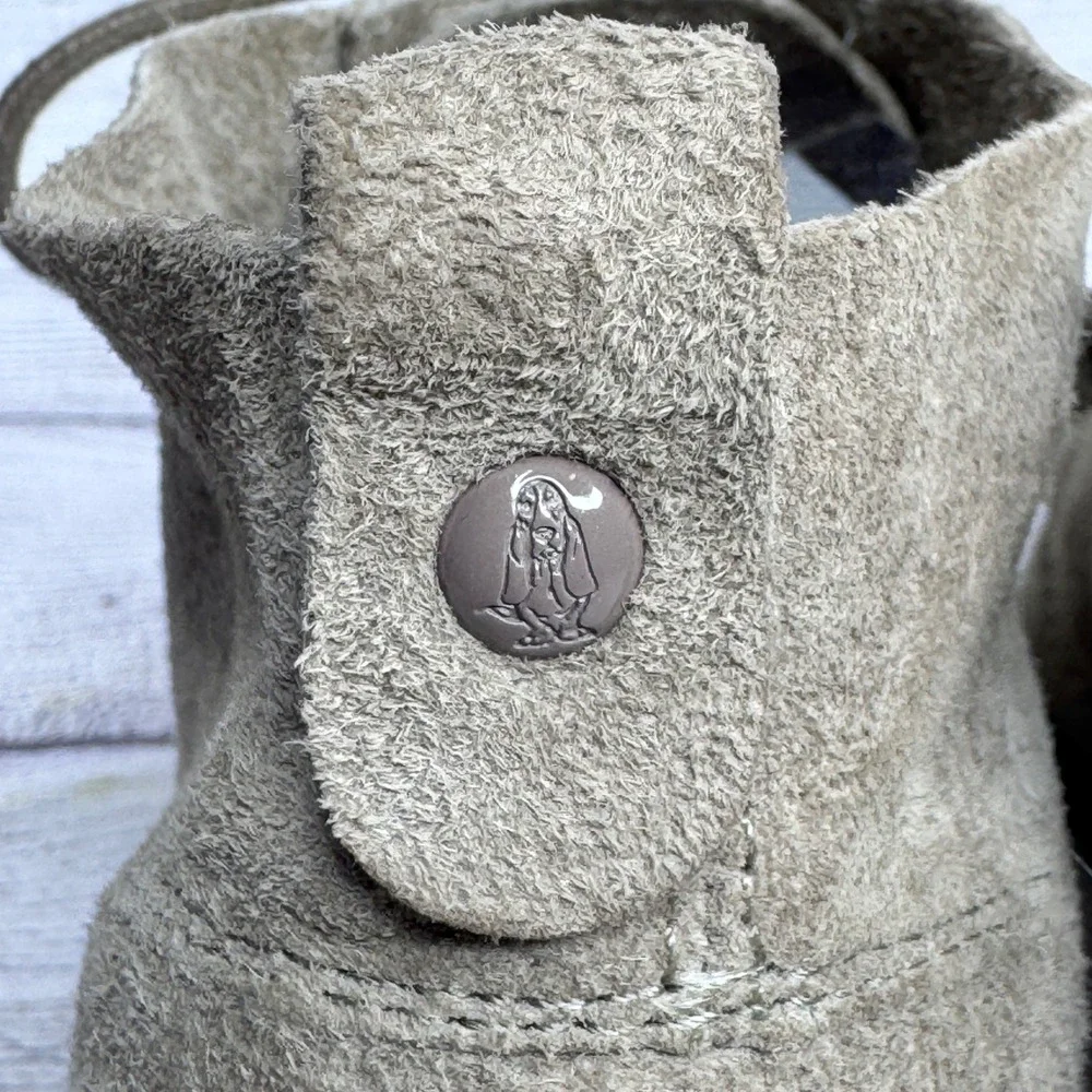 Hush Puppies Cyra Catelyn Suede Chukka Boots Taupe Grey Tassel Lace Up sz 9 FLAW